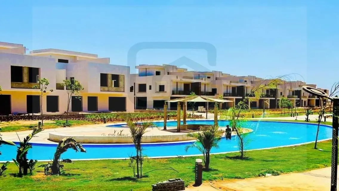 فيلا فاخرة للإيجار في جاليريا مون فالي