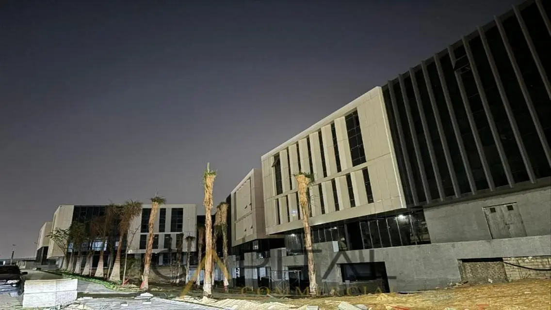 Luxury Apartment with Spacious Layout and Amazing Amenities