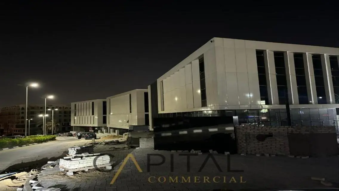 Luxury Apartment with Spacious Layout and Amazing Amenities