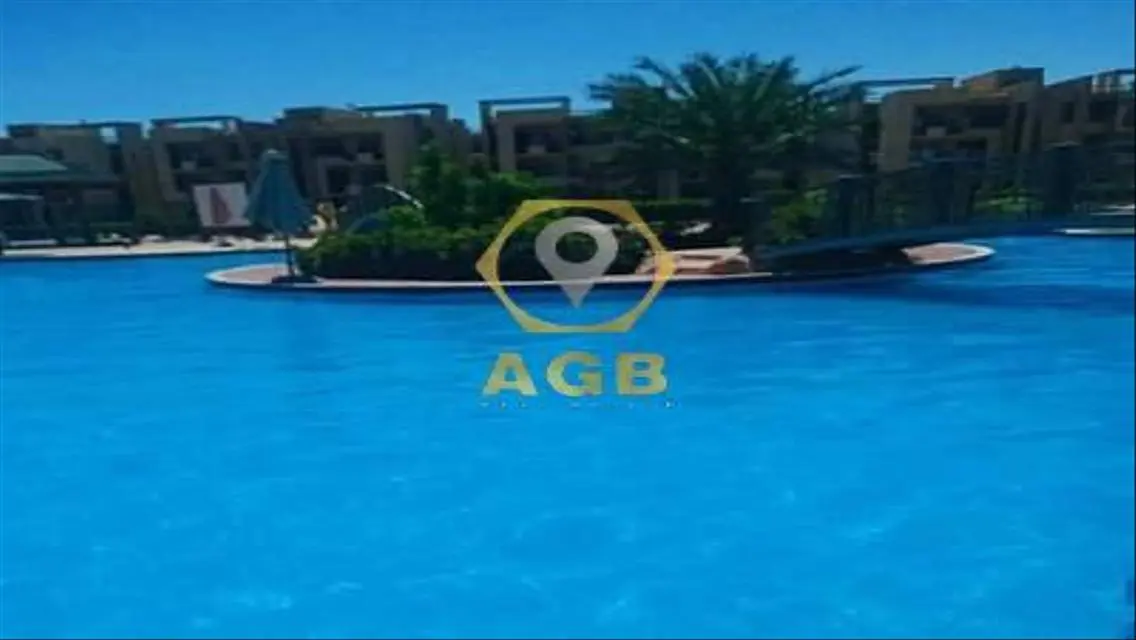 فيلا فاخرة على البحيرات بسعر 16,000,000 جنيه