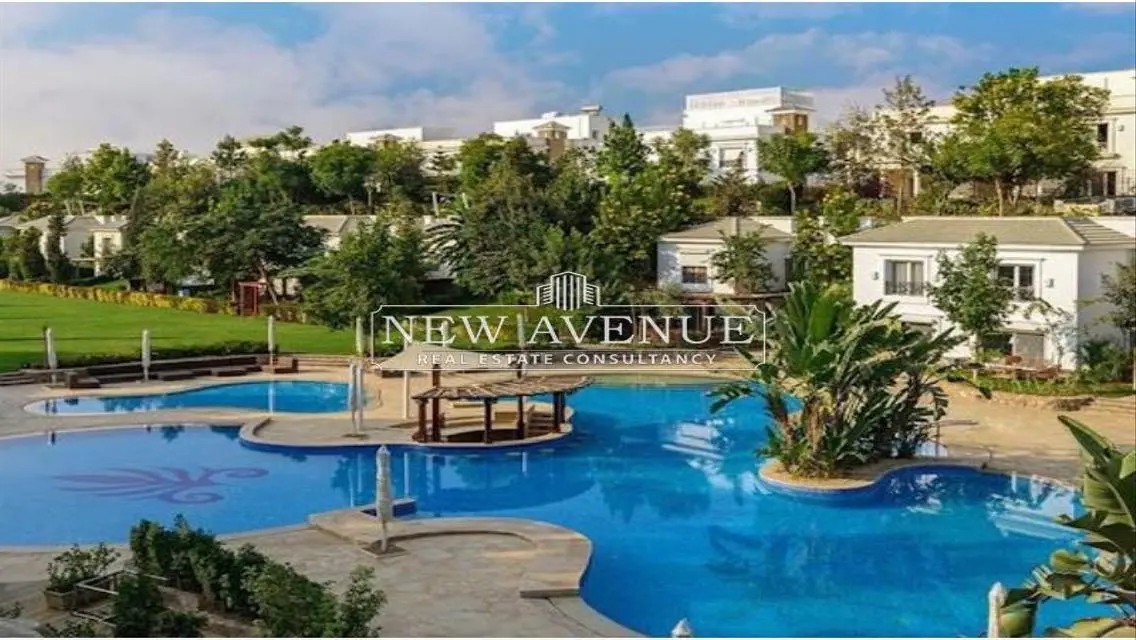 Luxury Villa with Private Garden and Balcony in City Center