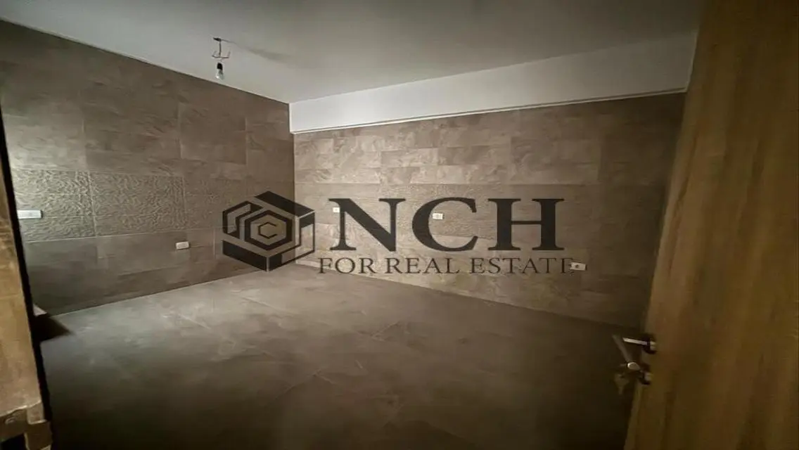 Luxurious Villa for Sale with Private Garden and Pool