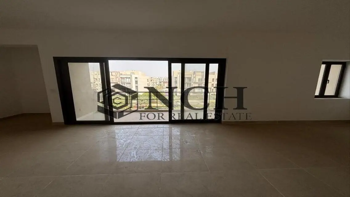 Luxurious Villa for Sale with Private Garden and Pool