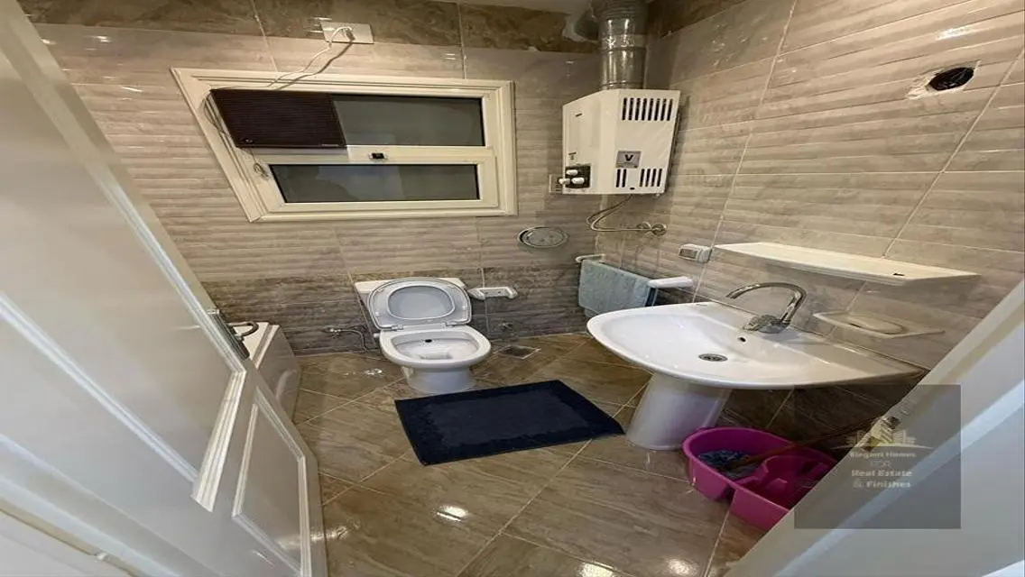 Stunning Apartment for Rent at 34000 EGP - Spacious and Full of Amenities