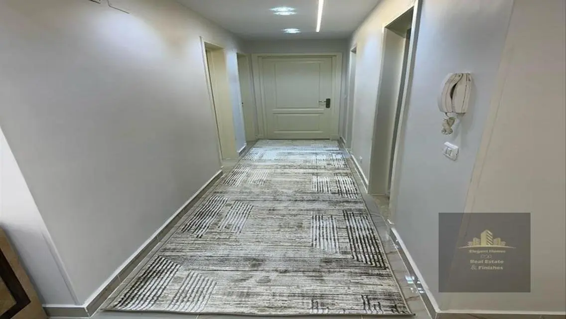 Stunning Apartment for Rent at 34000 EGP - Spacious and Full of Amenities