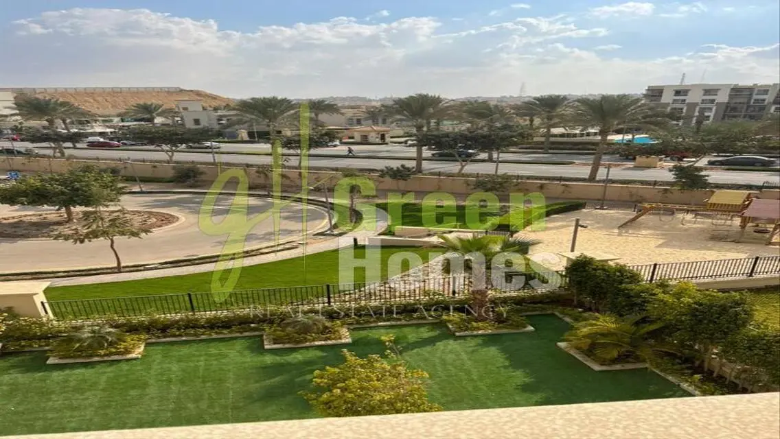 منزل أخضر للبيع بمساحة مثالية