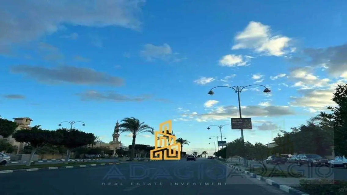 فيلا فاخرة للبيع في منطقة متميزة