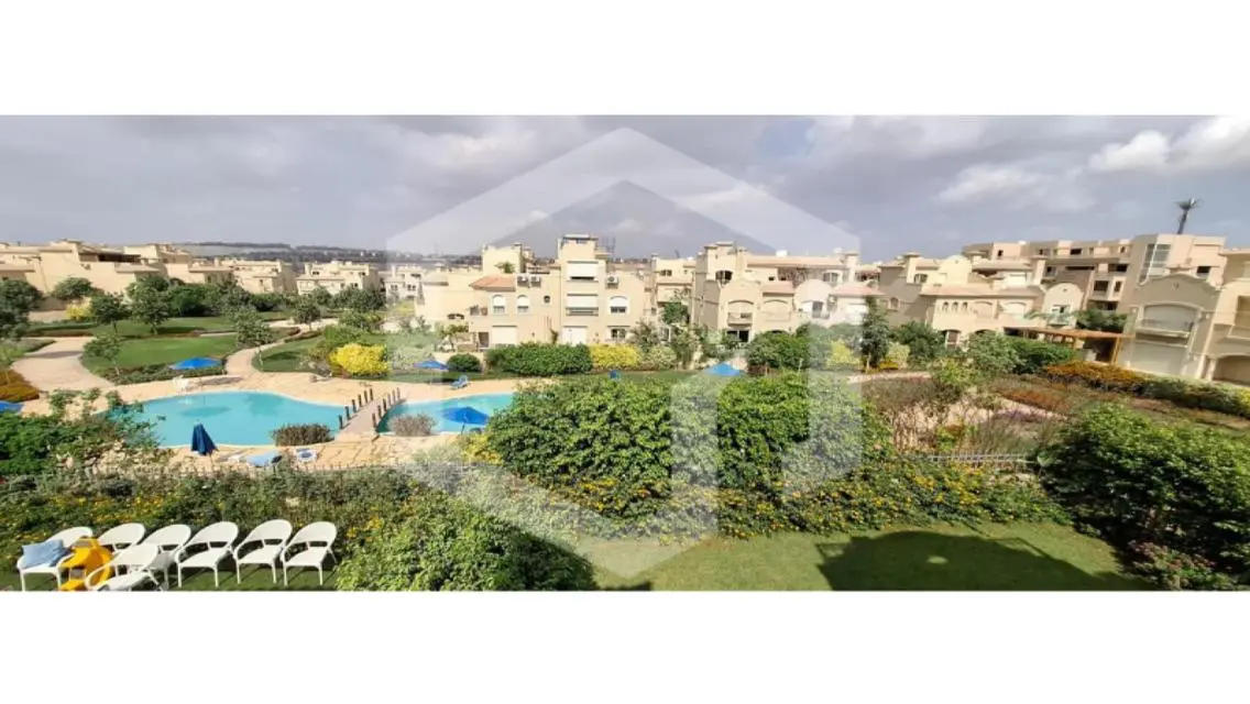 شقة رائعة بمساحة 300 متر في قلب المدينة