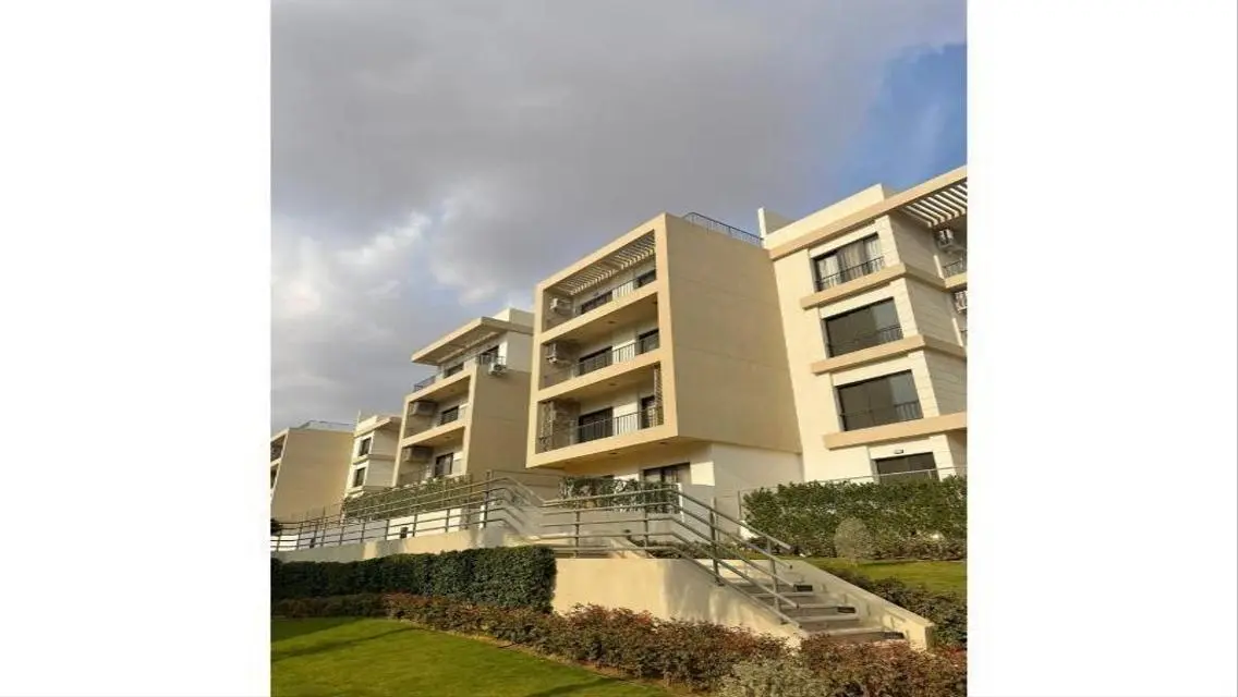 Luxury Apartment in Fifth Square for 11,500,000 EGP