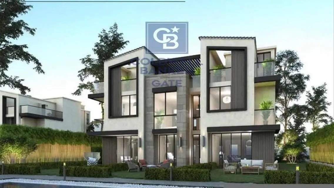 Luxury Villa for Sale with Private Pool and Lake View
