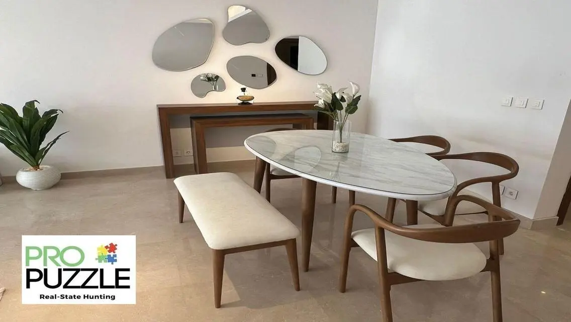 Luxury Apartment at CFC AURA