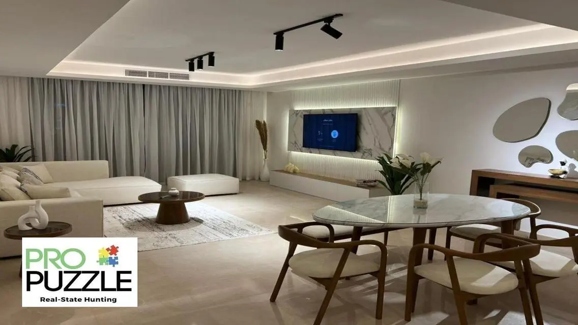 Luxury Apartment at CFC AURA
