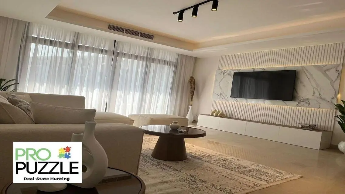 Luxury Apartment at CFC AURA