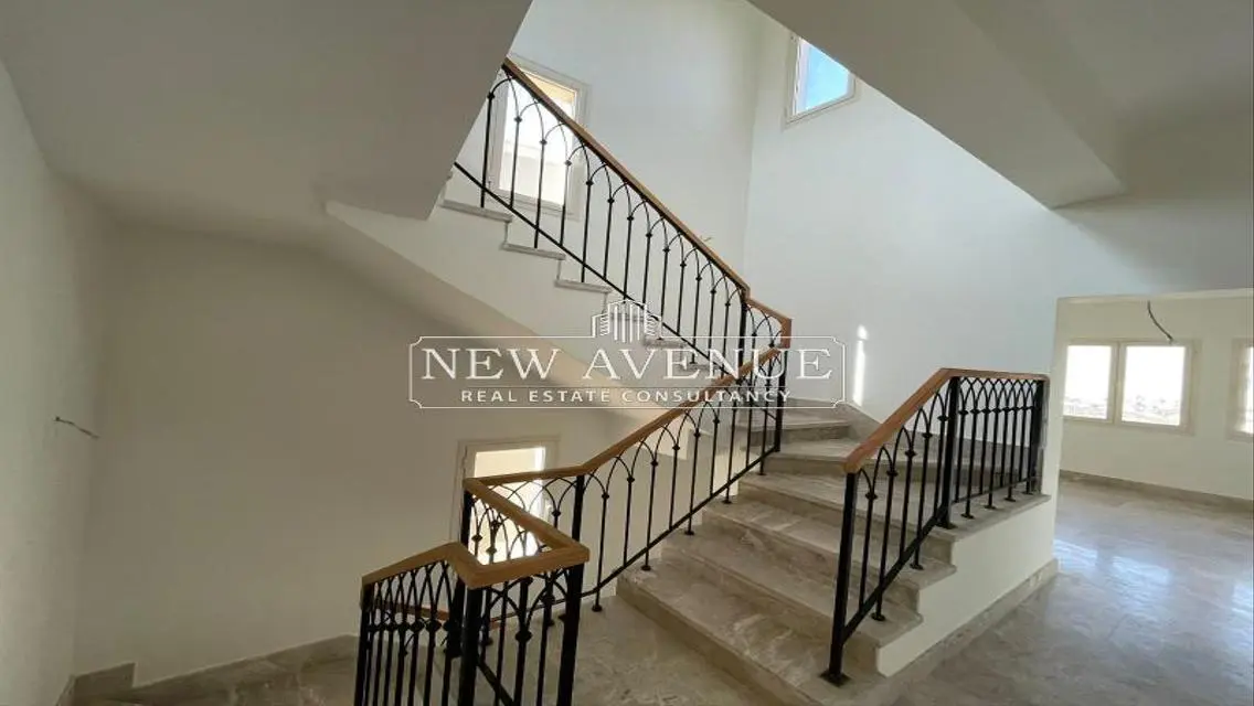 Luxury Apartment with Private Balcony and Garden for Sale