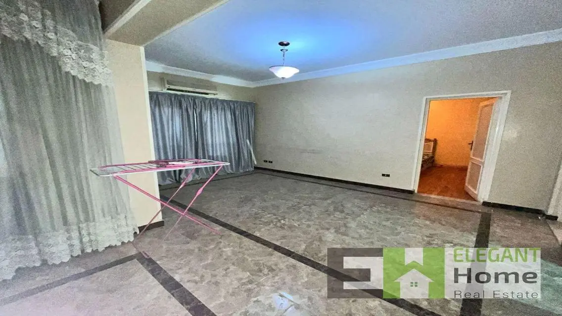 فيلا فاخرة بمسبح خاص وحديقة