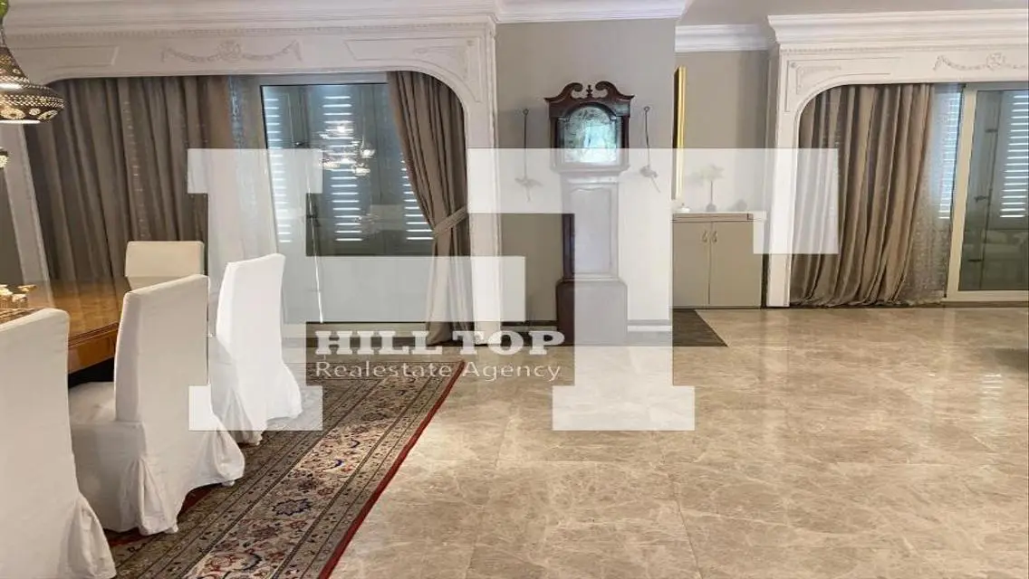 فيلا فاخرة في هيل توب بـ 30 مليون