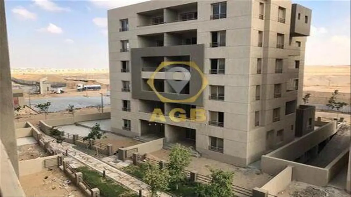 شقة فاخره في كمبوند ذا سكوير - القاهرة الجديدة
