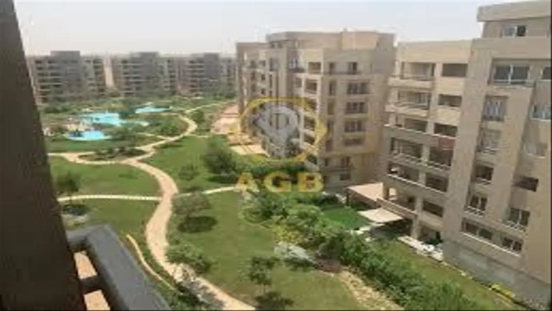 شقة فاخره في كمبوند ذا سكوير - القاهرة الجديدة