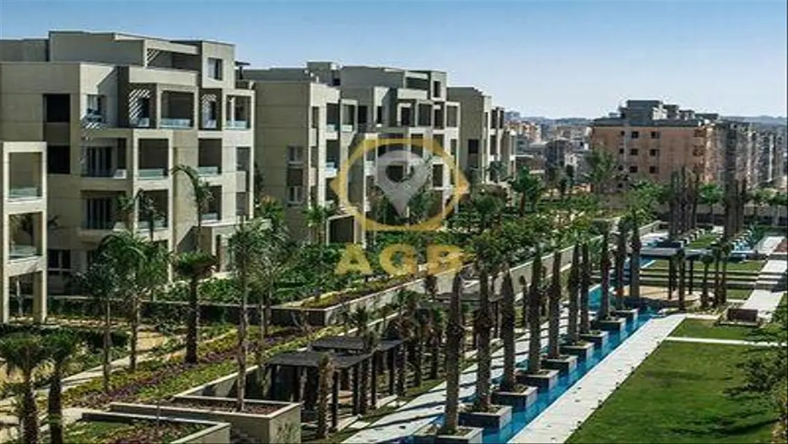 شقة فاخره في كمبوند ذا سكوير - القاهرة الجديدة