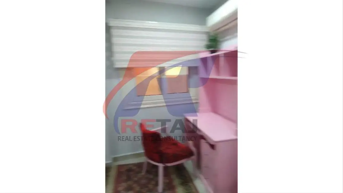شقة مميزة للإيجار مع شرفة في قلب المدينة
