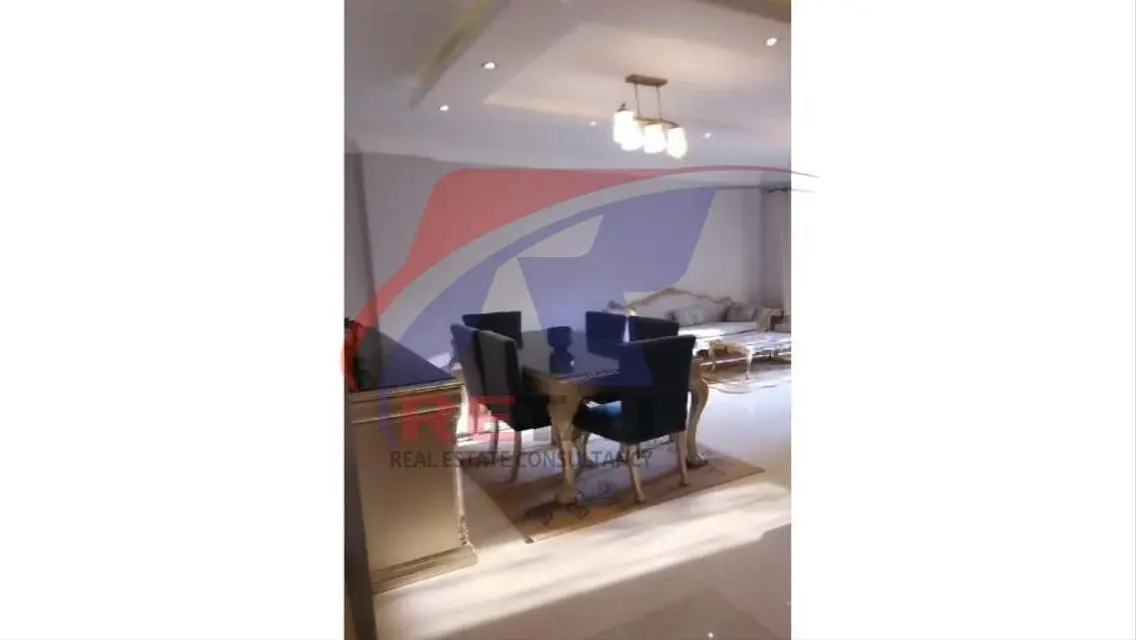 شقة مميزة للإيجار مع شرفة في قلب المدينة