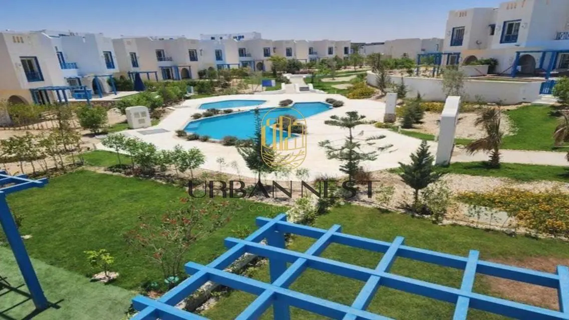 عقار فخم مع إطلالة رائعة ومرافق متميزة