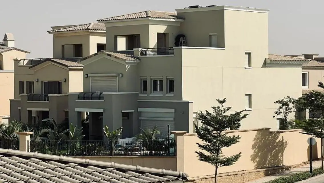 فيلا فاخرة مع إطلالة رائعة على البحيرات