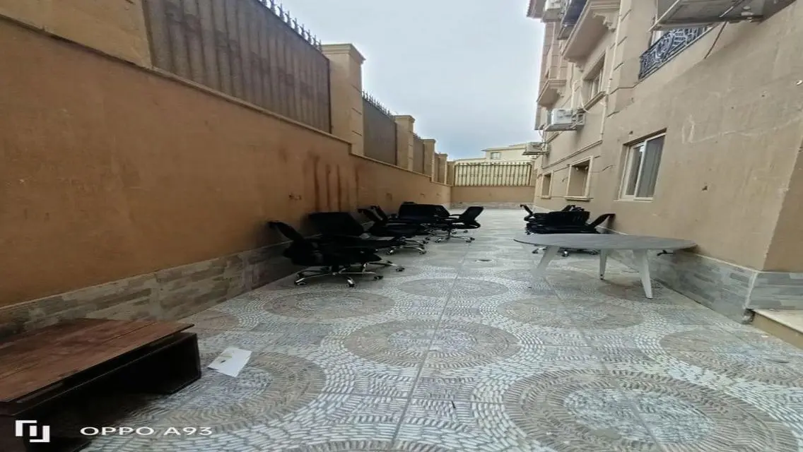 شقة فاخرة للإيجار بمساحة 200 متر