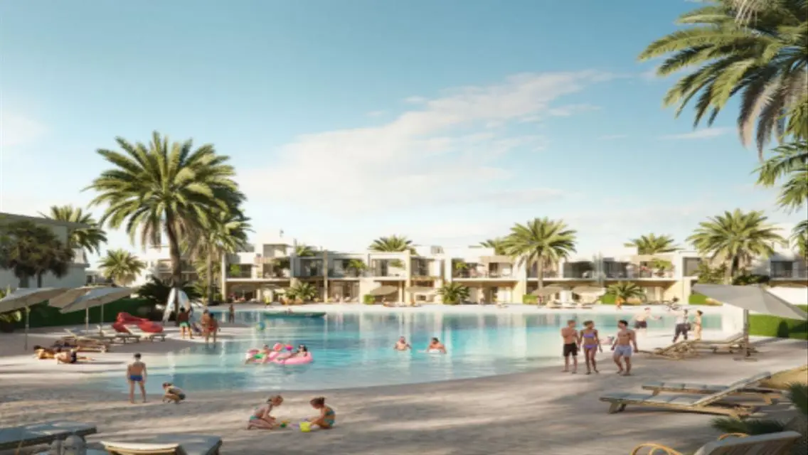 Luxurious Apartment for Sale at Silver Sands with Stunning Views