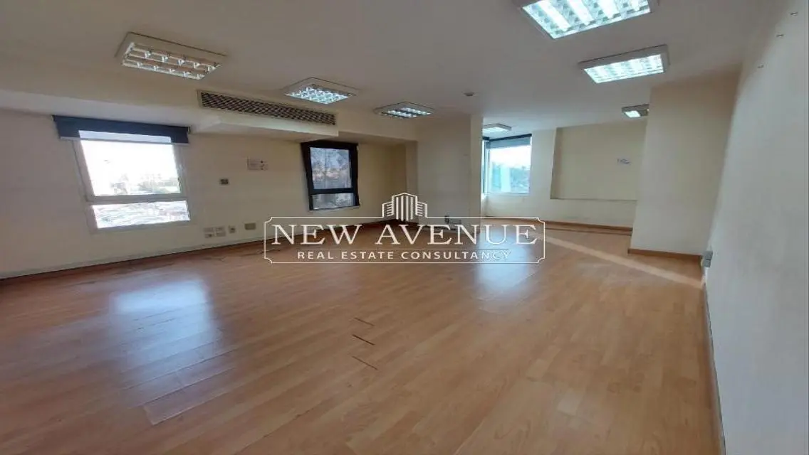Luxury Apartment for Sale - 600 sqm with 3 Bedrooms