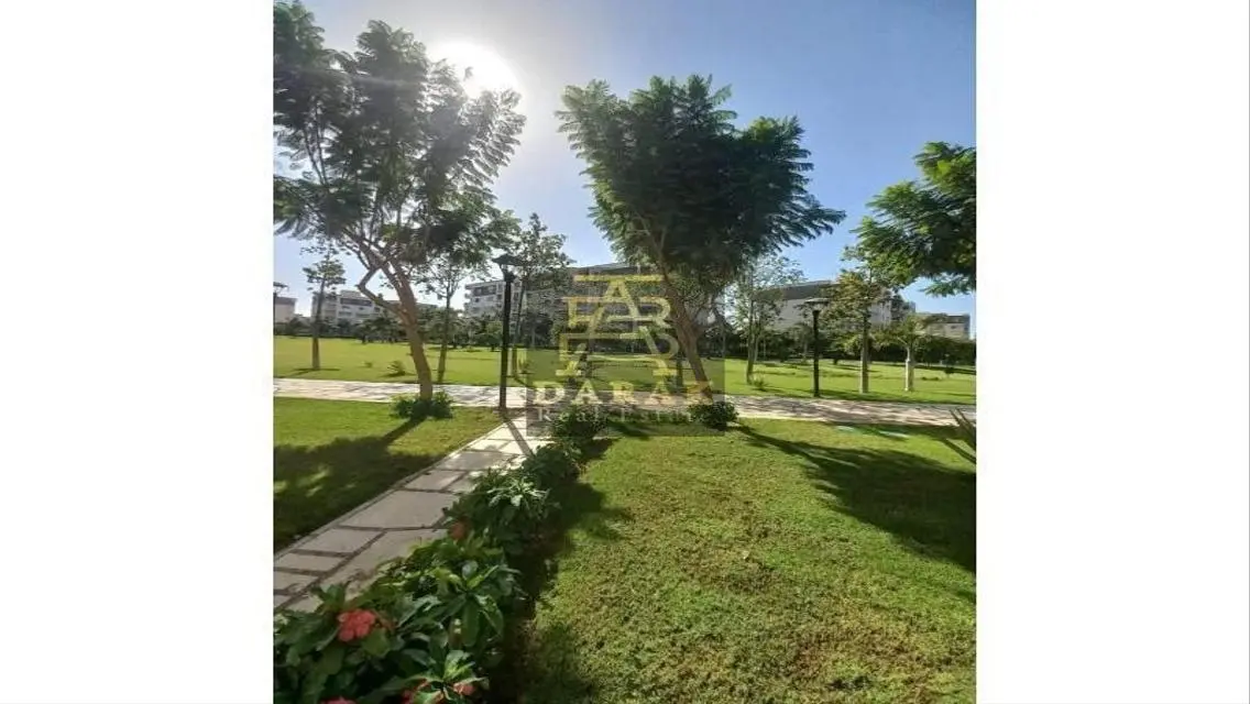 All-Season Living Space