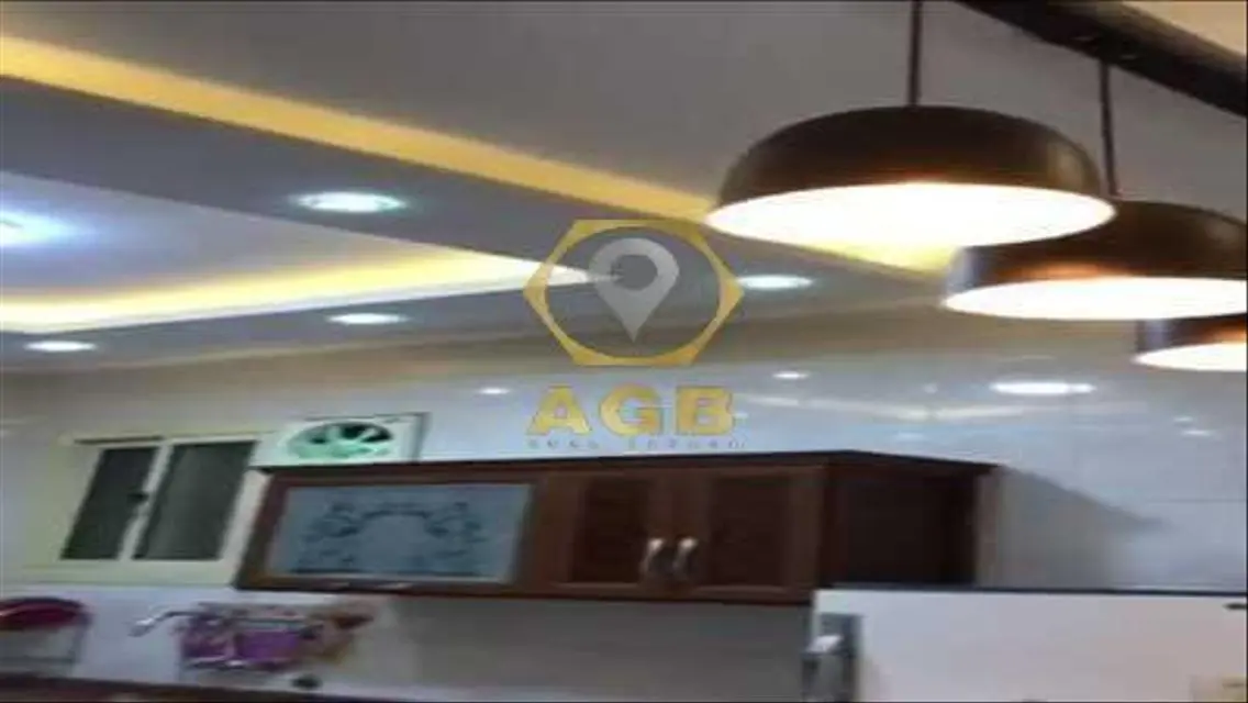 شقة فاخرة للبيع في موقع متميز