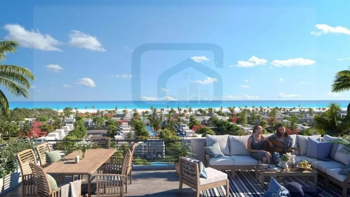 Luxury Villa with Private Garden and Pool