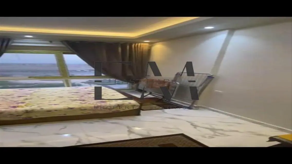 شقة رائعة للبيع في موقع متميز