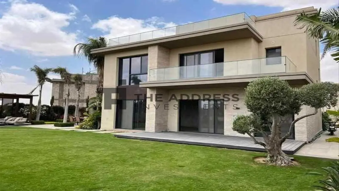 Luxury Villa in New Cairo with Private Pool and Lake View