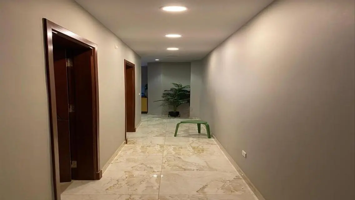 شقة فاخرة للبيع بحي مميز