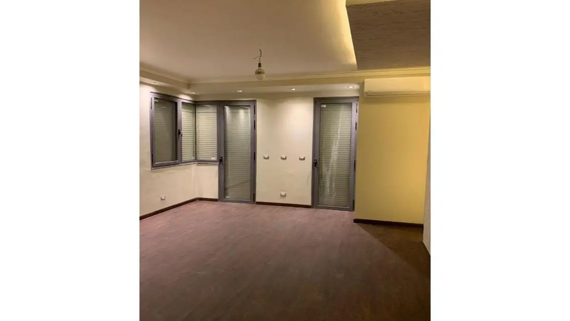 Unique Apartment for Sale with Space 2-3-55000Cb-9846