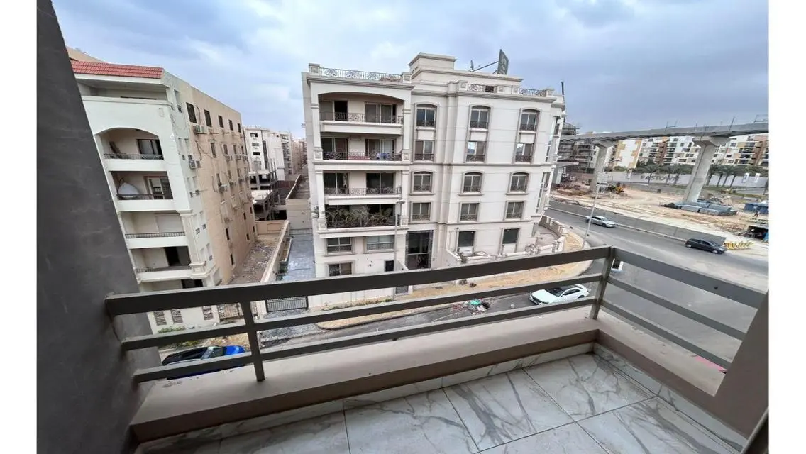 Luxury Apartment for Sale with Spacious Area