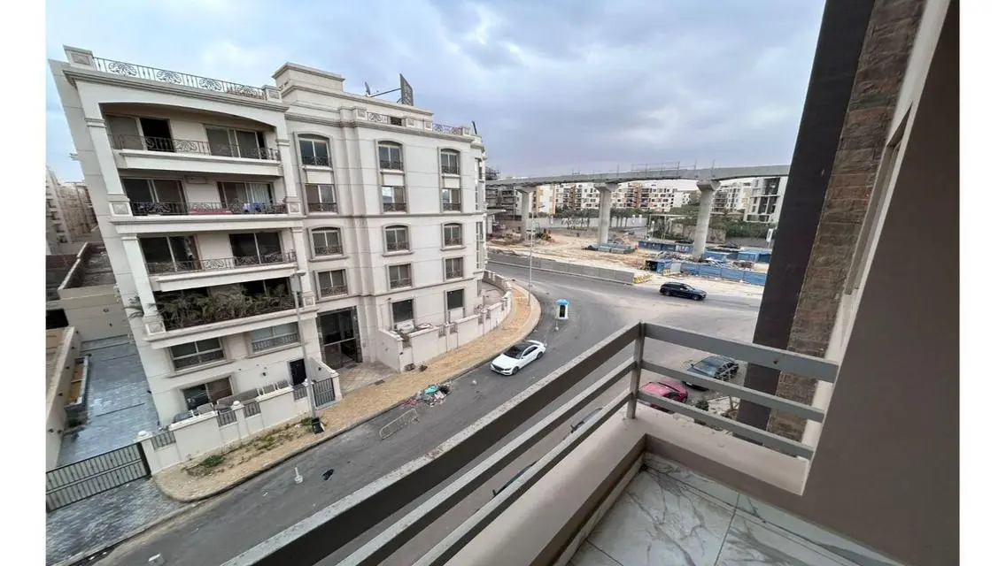 Luxury Apartment for Sale with Spacious Area
