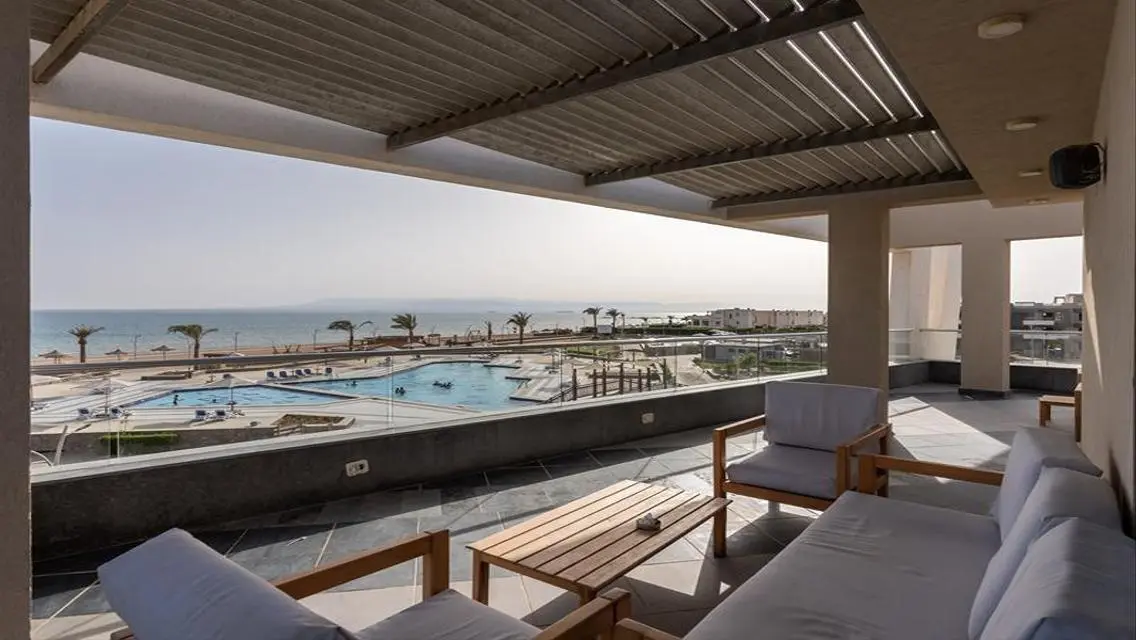 Studio |70M | with down payment 645,750