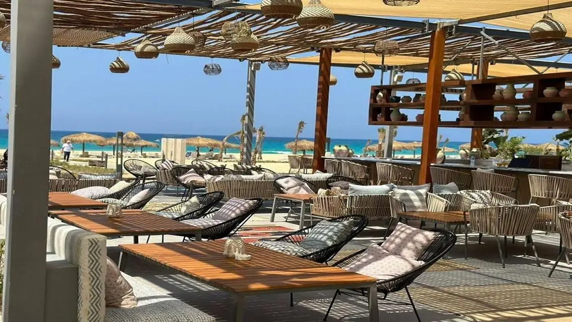 للبيع شاليه بروف ف اميز مرحله في المشروع فيو بول