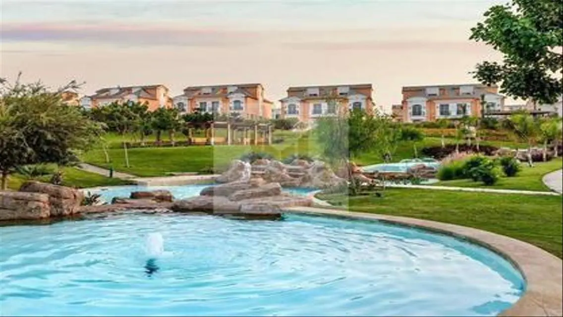 Luxury Apartment at One Ninety W in Cairo
