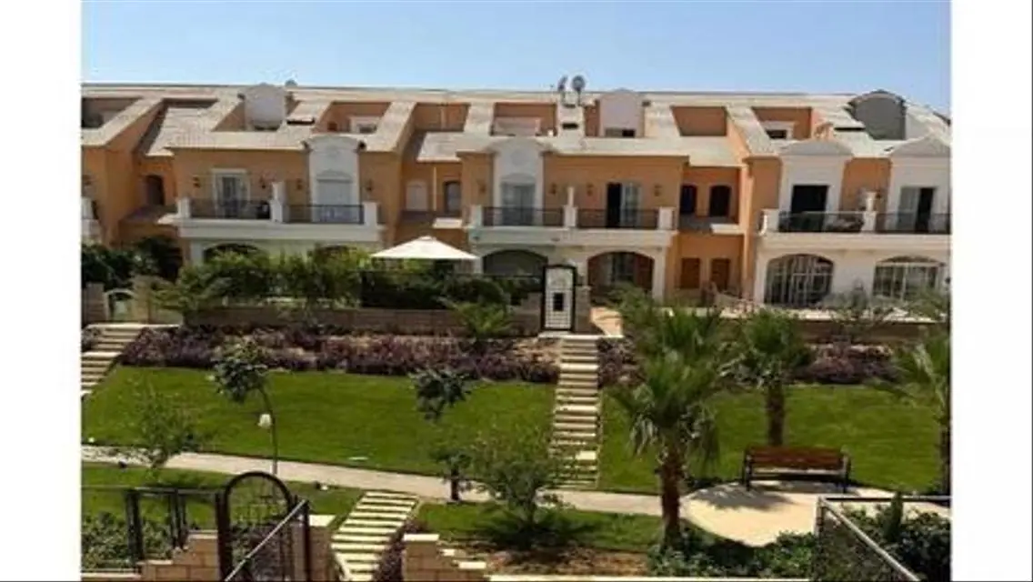 Luxury Apartment at One Ninety W in Cairo