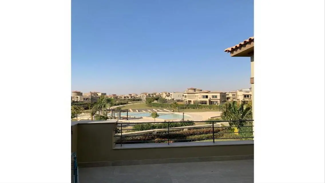 فيلا لقطة اكبر أرض مميزة جدا