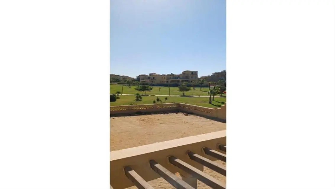 فيلا لقطة اكبر أرض مميزة جدا