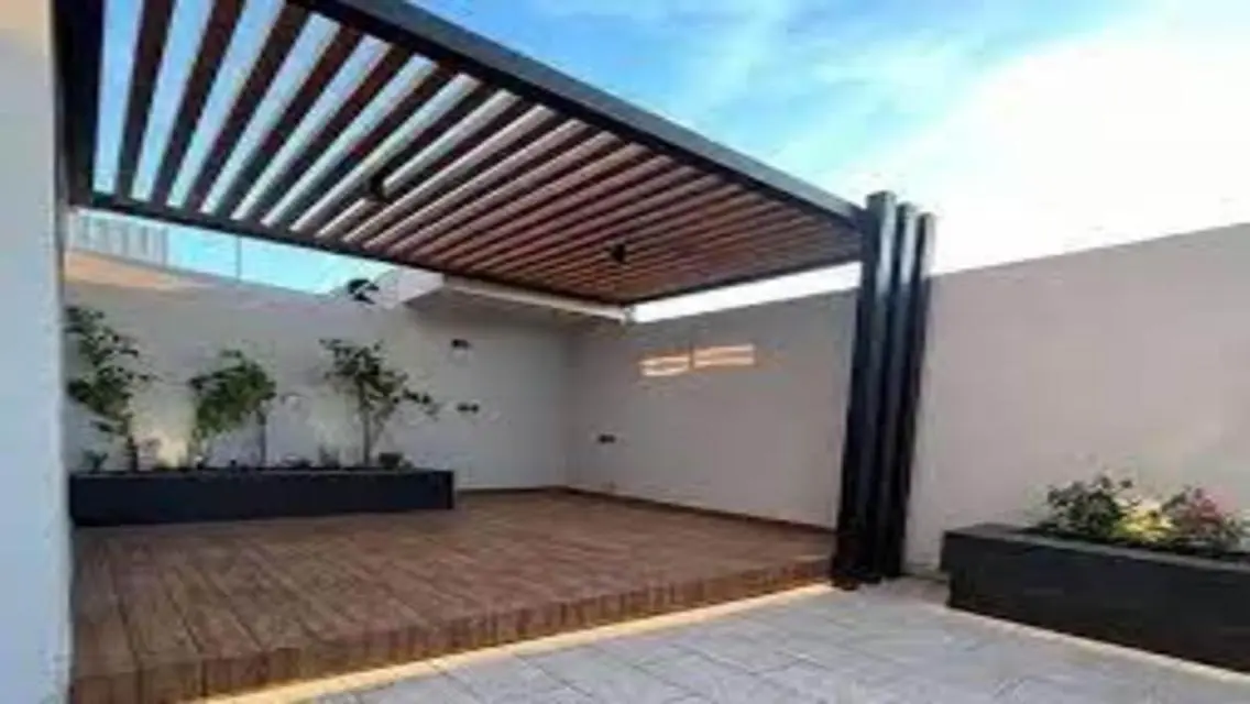 Finished Ground Chalet Sea view Early delivery