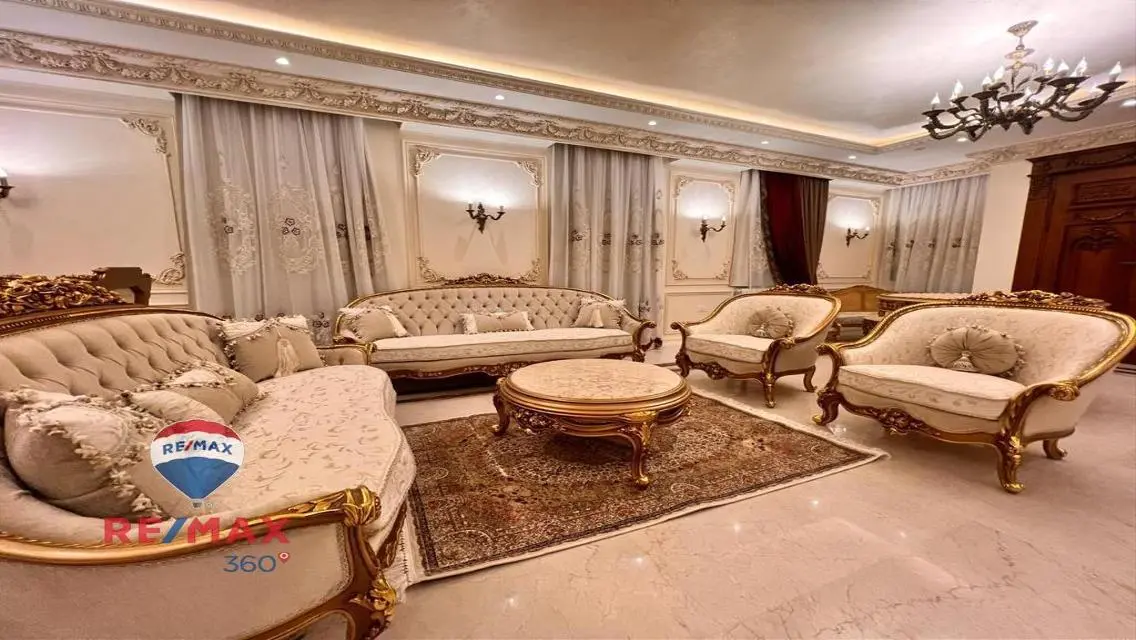 Luxury villa in Rehab Hills for sale             .