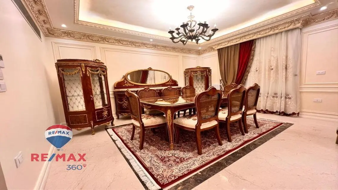Luxury villa in Rehab Hills for sale             .