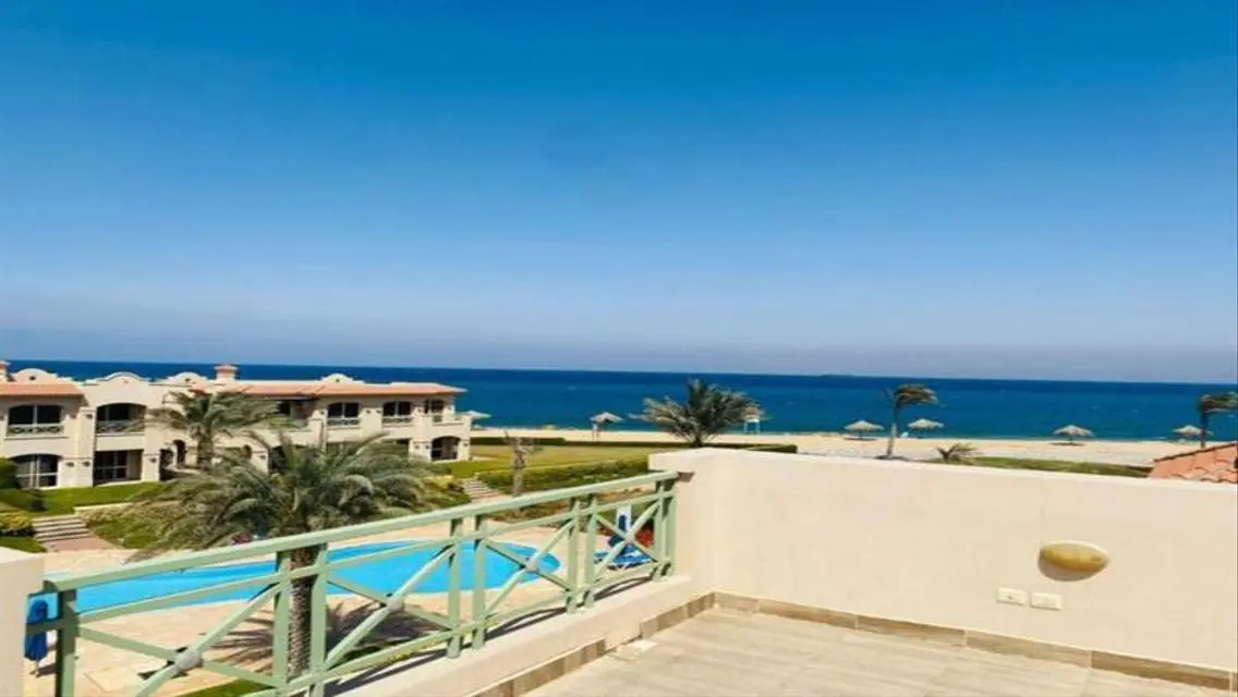 شاليه متشطب علي البحر في العين السخنه , بمقدم 10%