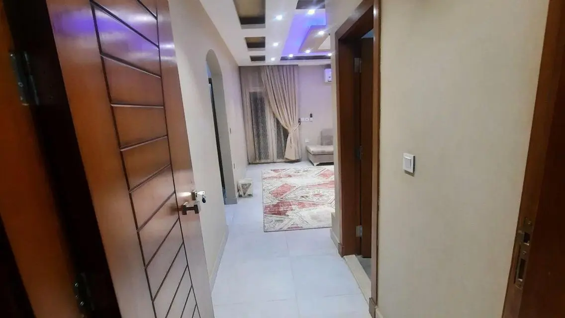 شقه فندقيه للايجار اليومي او الاسبوعي احمد ماهر